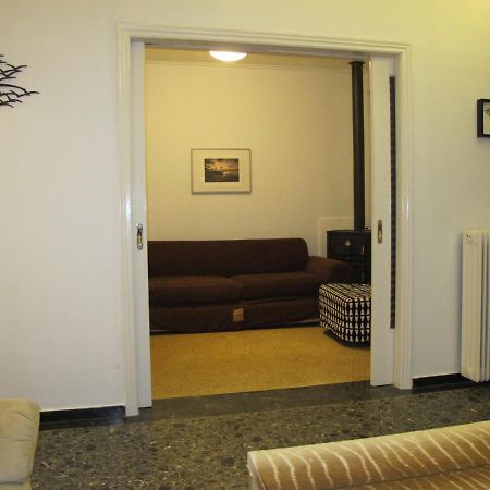 Mousses Apartment Spata  Exterior photo